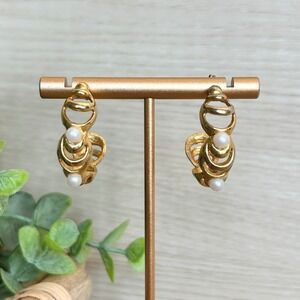 Vintage Gold Tone Open Work Hoop Earrings with Faux Pearl Accents 1 Inch